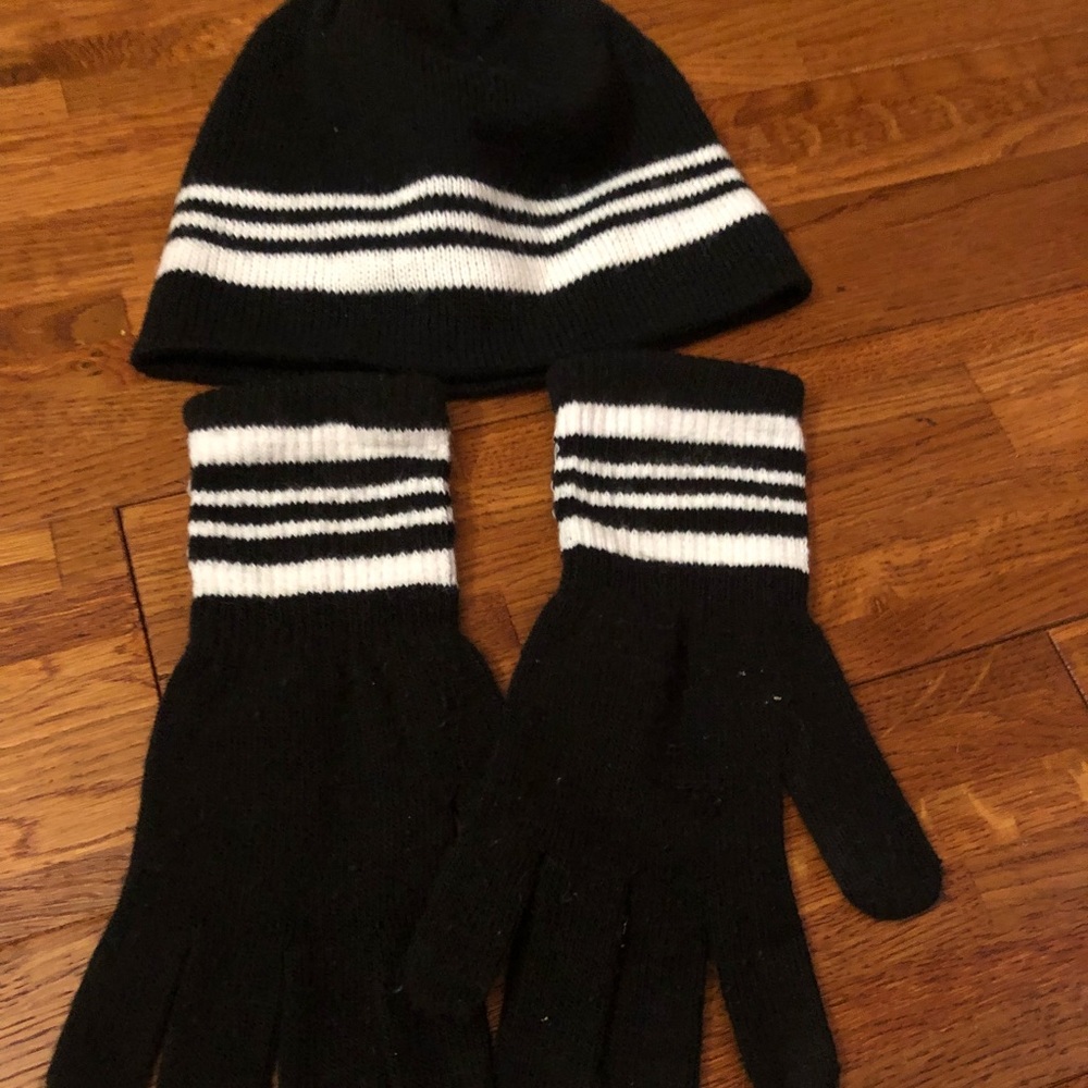 Hat & glove set